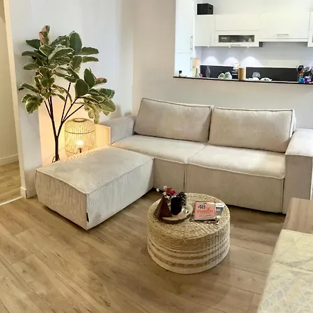 Zen Avec Patio Et Climatisation, En Centre-ville 니스